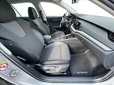 Škoda Octavia 2,0 TDI Combi Ambition Plus - náhled 17