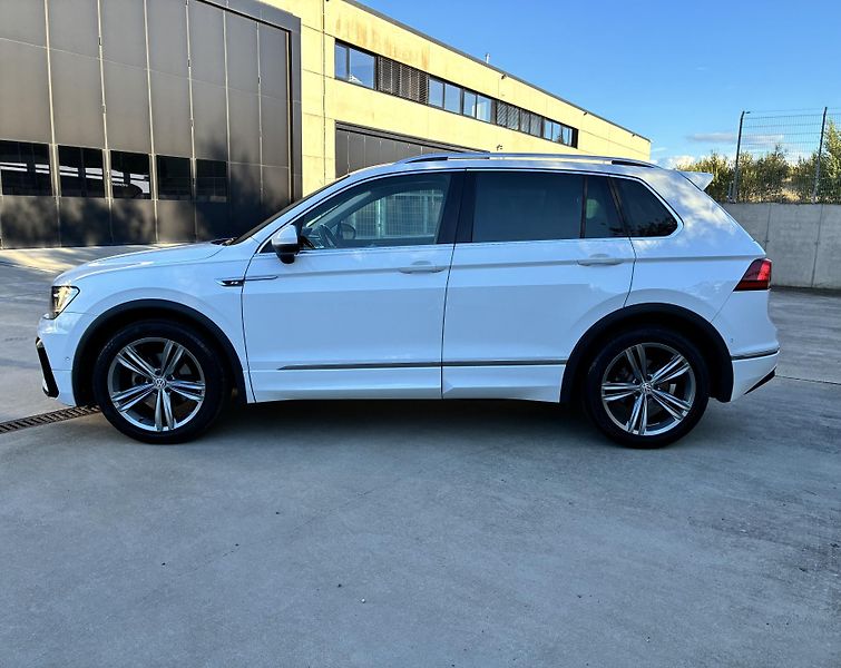 Volkswagen Tiguan (2019) VW Tiguan R-Line  1.5 tsi  - fotka 7 z 19