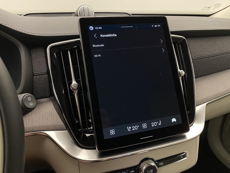 Volvo XC90 (2026) T8 AWD Plug-in BRIGHT PLUS 7m - fotka 64 z 74