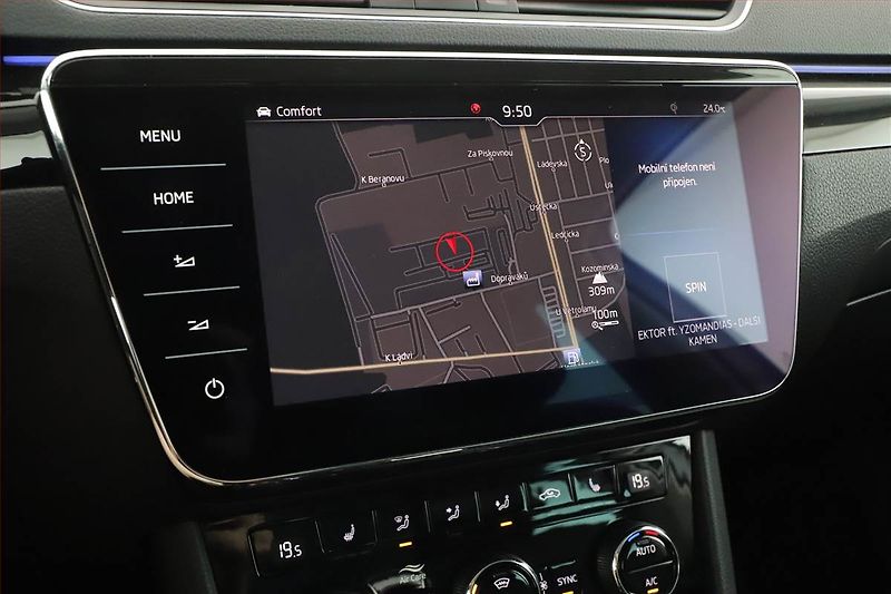 Škoda Superb (2018) Laurin&Klement 2.0 TDI 4x4 - fotka 12 z 16
