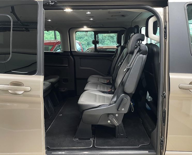 Ford Tourneo Custom Titanium X L2 125kW, ČR - fotka 11 z 24