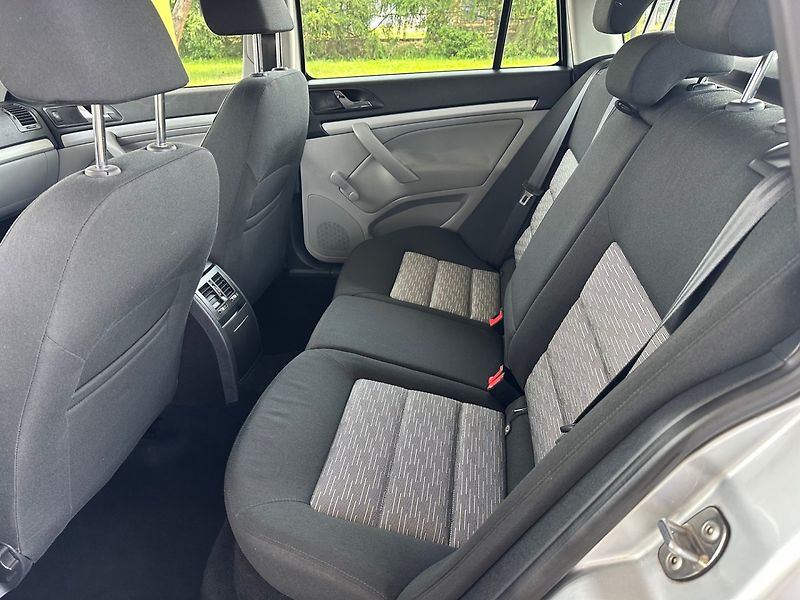 Škoda Octavia (2012) 2.0TDi 4x4 PO VELKÉM SERVISU - fotka 14 z 15