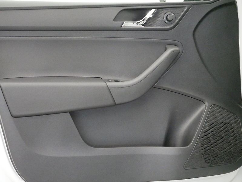 Škoda Rapid - fotka 12 z 25