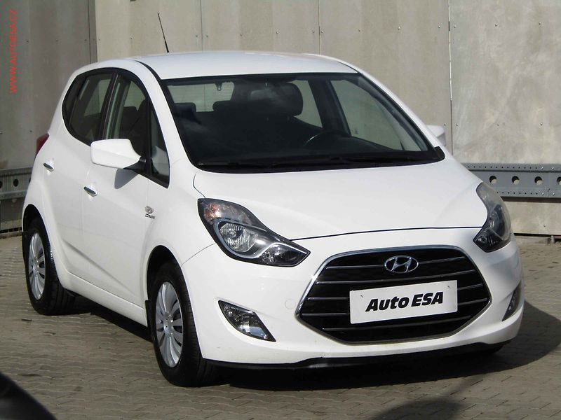 Hyundai ix20 (2018) 1.4CVVT, ČR, AC, STK7/28 - fotografie inzerátu