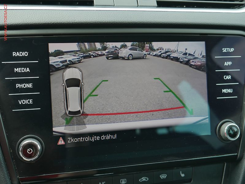 Škoda Octavia (2019) 1.5 TSi, 1.maj,ČR, Ambition - fotka 15 z 24