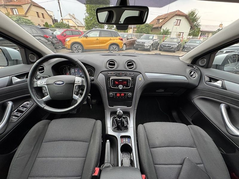 Ford Mondeo (2013) 1.6i EcoBoost Titanium Xenony - fotka 6 z 50