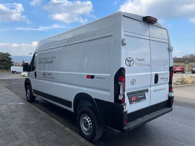 Toyota Proace Max Full Electric (110kWh) - fotka 7 z 25