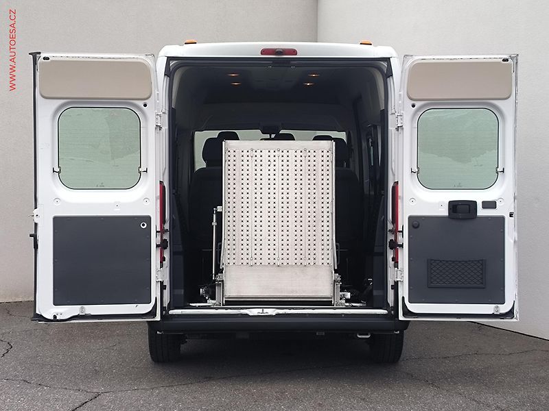 Fiat Ducato (2019) 2.3MJT L2H2 9míst, AC, 103kW - fotka 7 z 21