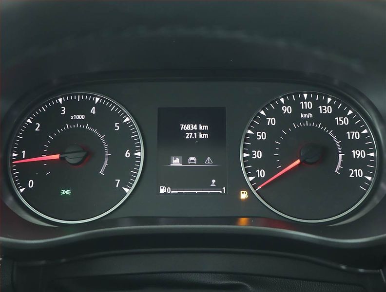 Dacia Jogger (2022) Comfort 1.0 TCe, 7 míst - fotka 11 z 17