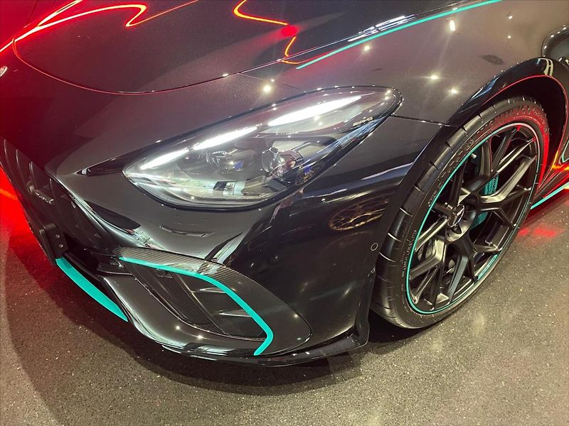 Mercedes-Benz AMG GT (2025) 4,0 Mercedes 63 PRO 4MATIC+ - fotka 18 z 22