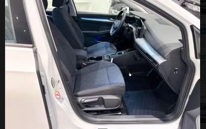 Volkswagen Golf Variant 1.5 TGI Base Ambient Kamera - fotka 10 z 12