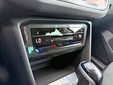 Volkswagen Tiguan Life  2,0TDI 110kW DSG - náhled 9