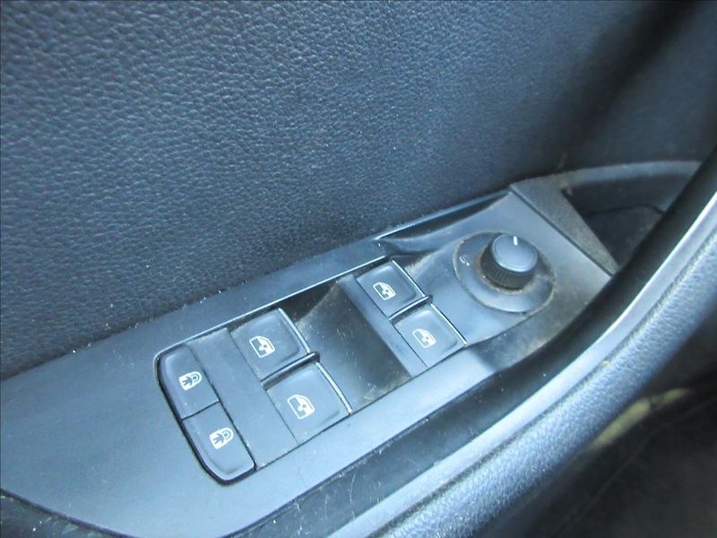 Škoda Superb 2,0 TDi, Kůže, Vada DPF, Kosme - fotka 26 z 26