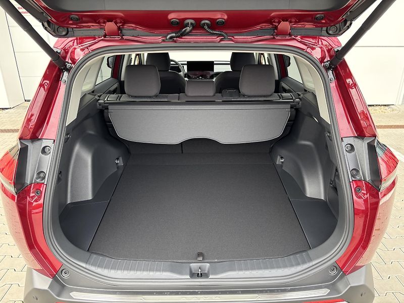 Toyota RAV4 (2026) Comfort Business 2,5 HEV 4x4 - fotka 9 z 14