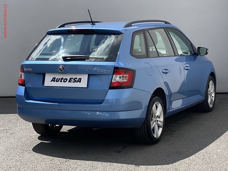 Škoda Fabia (2018) 1.0 TSi, Active, +kola - fotka 4 z 17