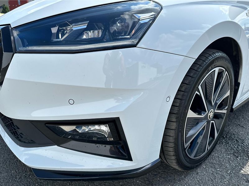 Škoda Fabia MONTE CARLO 1.5TSI DSG - fotka 25 z 25