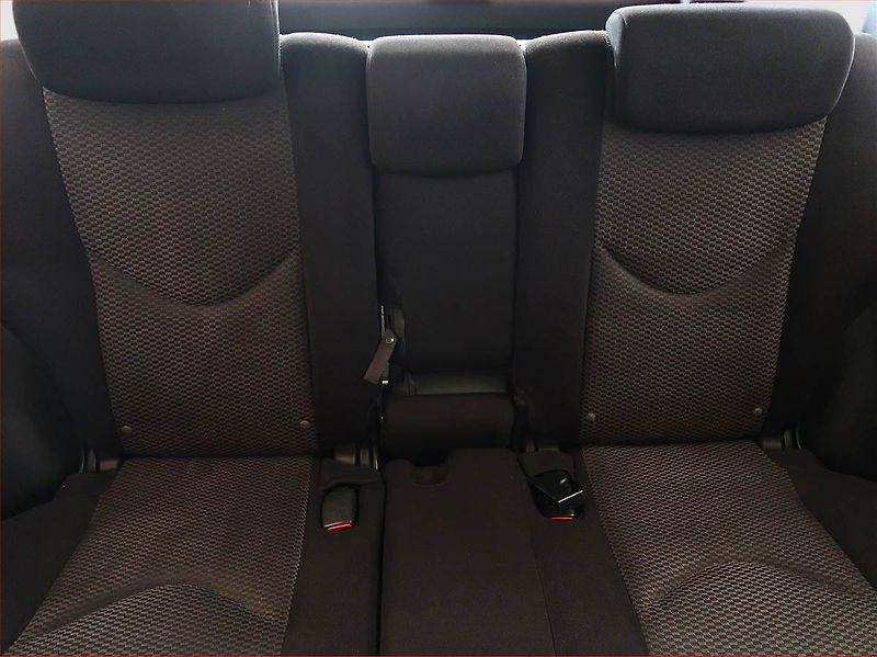 Toyota RAV4 (2006) 2.2 D-4D, 4X4, Serv.kniha - fotka 10 z 14