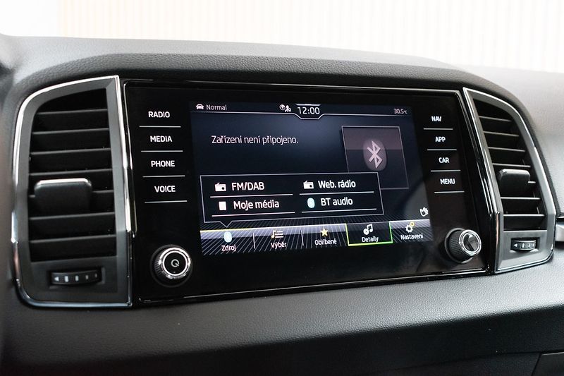 Škoda Karoq 1.5 TSI STYLE*TAŽNÉ*DPH*ČR 1.M - fotka 27 z 44