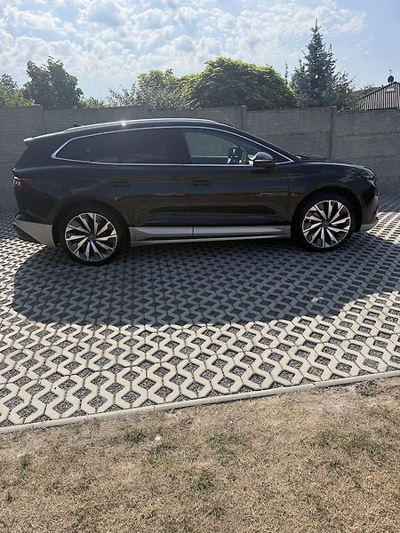 Škoda Enyaq (2025) - fotka 6 z 16