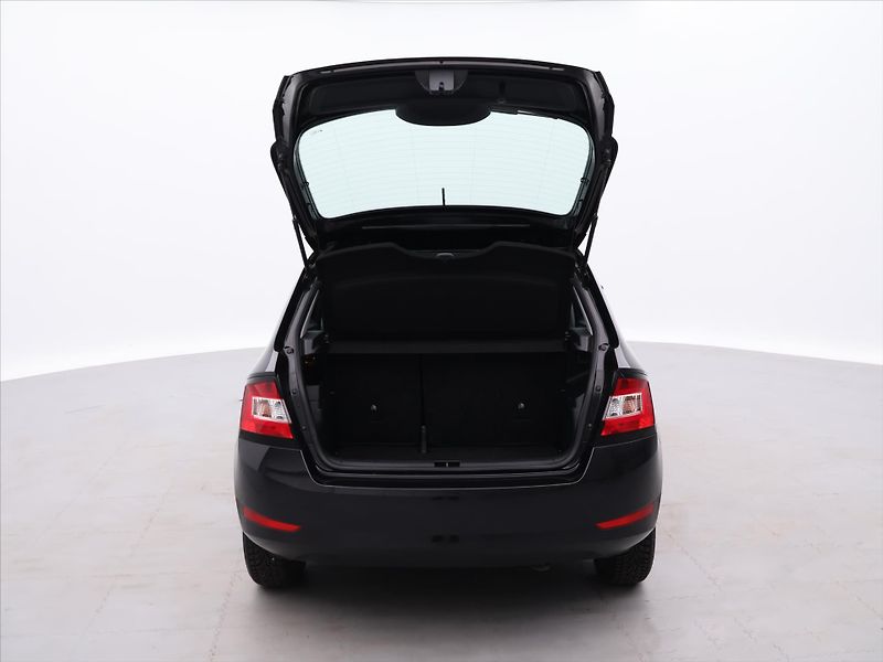 Škoda Fabia 1,0 MPI 44kW 14'390KM CZ - fotka 9 z 25