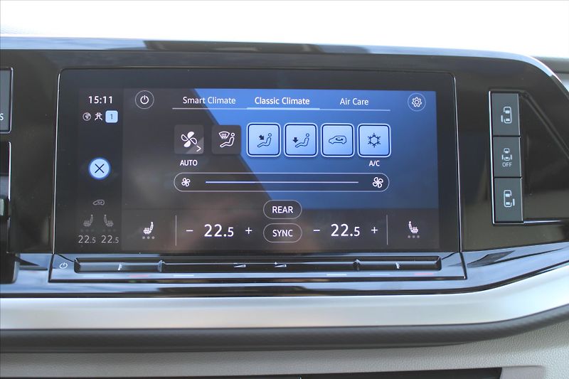 Volkswagen Multivan 2.0TDI 110kW DSG LONG HIGHLINE - fotka 17 z 27