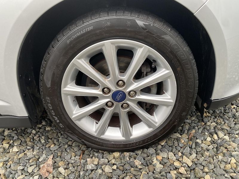 Ford C-MAX 1.5TDC-i 120PS NEW MODEL NAVI! - fotka 66 z 155
