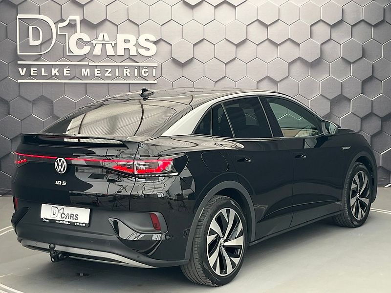 Volkswagen ID.5 Pro 150kW / ALU 20 SoH 95.9% - fotka 6 z 77