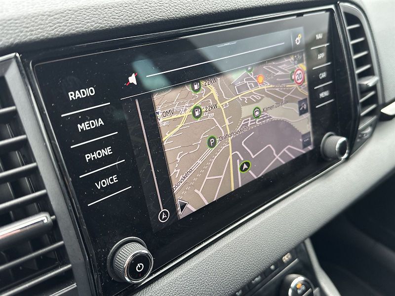 Škoda Karoq (2025) 2.0 TSI 4x4 DSG Sportline - fotka 11 z 36