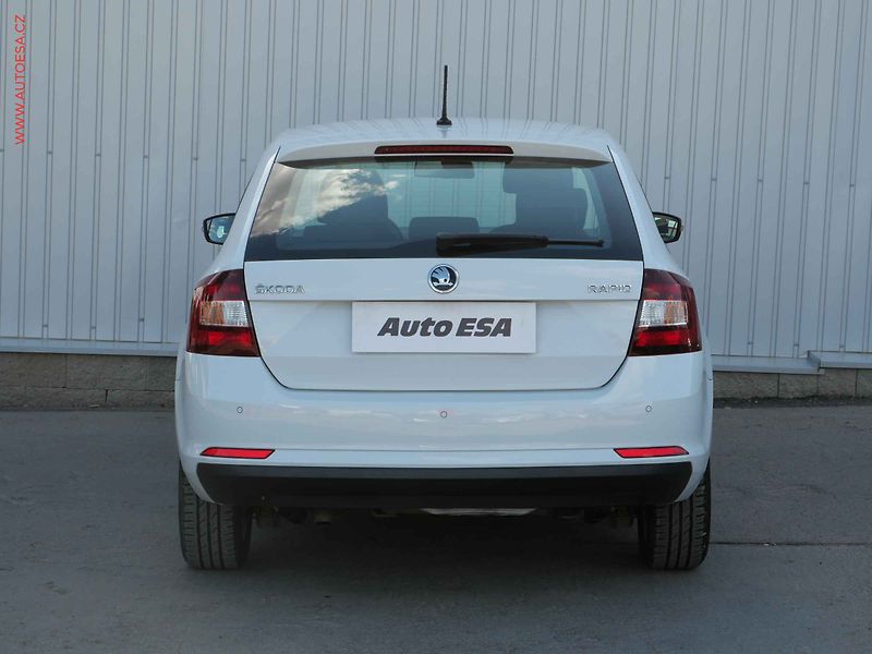 Škoda Rapid (2017) 1.4 TDi, ČR, Ambition - fotka 5 z 16