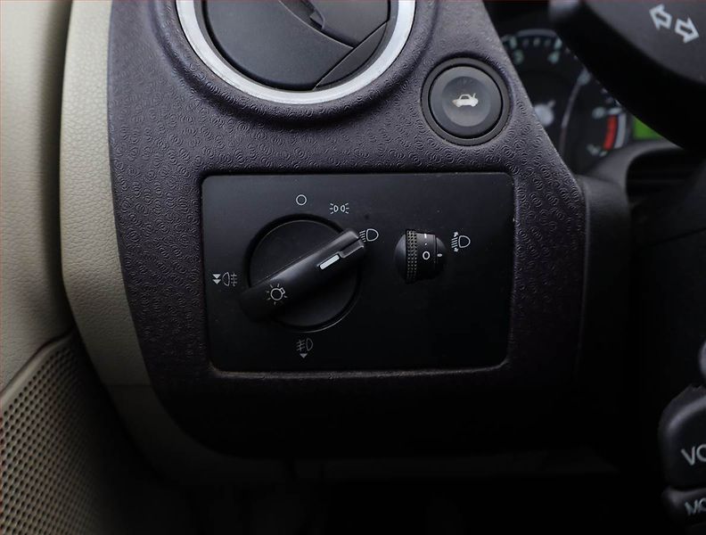 Ford Fusion (2007) 1.4, po STK, rezervace - fotka 12 z 14