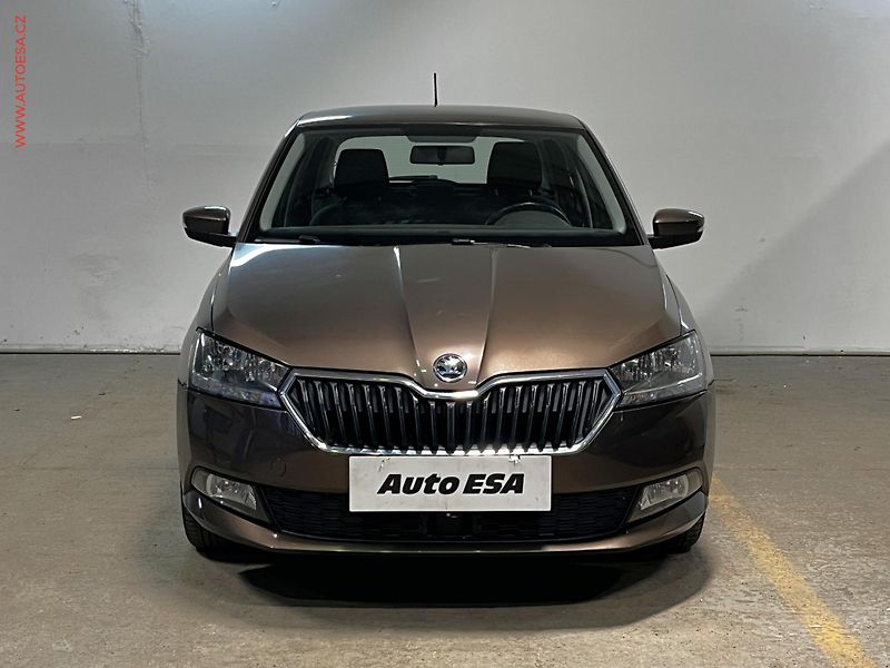 Škoda Fabia (2019) 1.0 TSi, ČR, Ambition - fotka 2 z 13