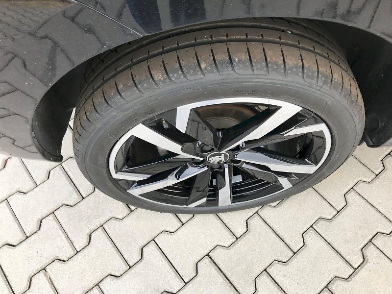 Škoda Kamiq (2025) MC TS 110/1.5 A7F - fotka 14 z 27