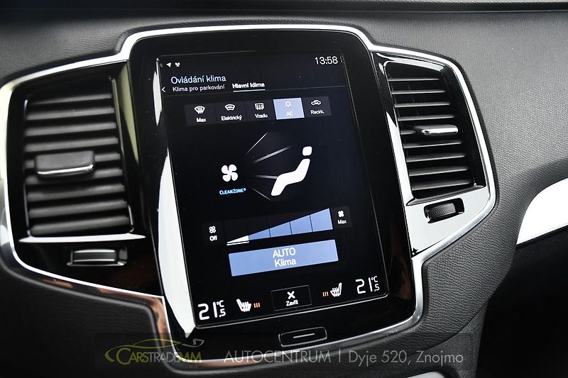 Volvo XC90 D5 AWD MOMENTUM ČR - fotka 30 z 39