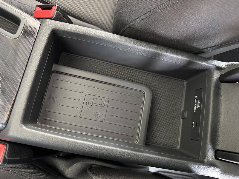 Audi A4 2,0TDI*MatrixLED*Navigace*PDC - fotka 23 z 34