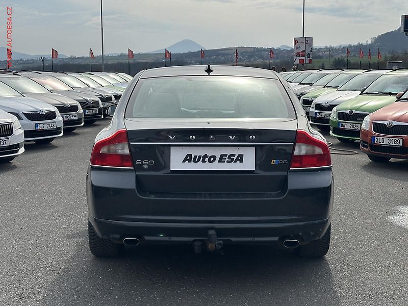 Volvo S80 (2010) 2.4, Navi, xenon, kůže - fotka 5 z 18