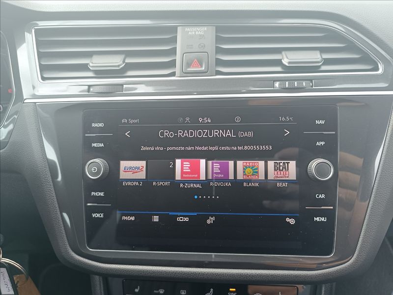 Volkswagen Tiguan Allspace 2,0 TDi DSG 4x4 Rezervace - fotka 12 z 25