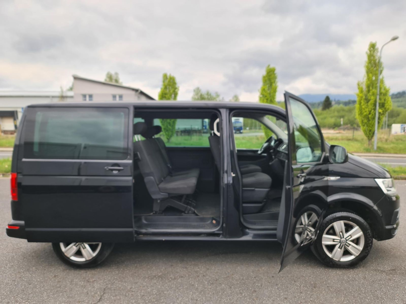 Volkswagen Transporter  CARAVELLE T6 2.0 TDi 110-KW K