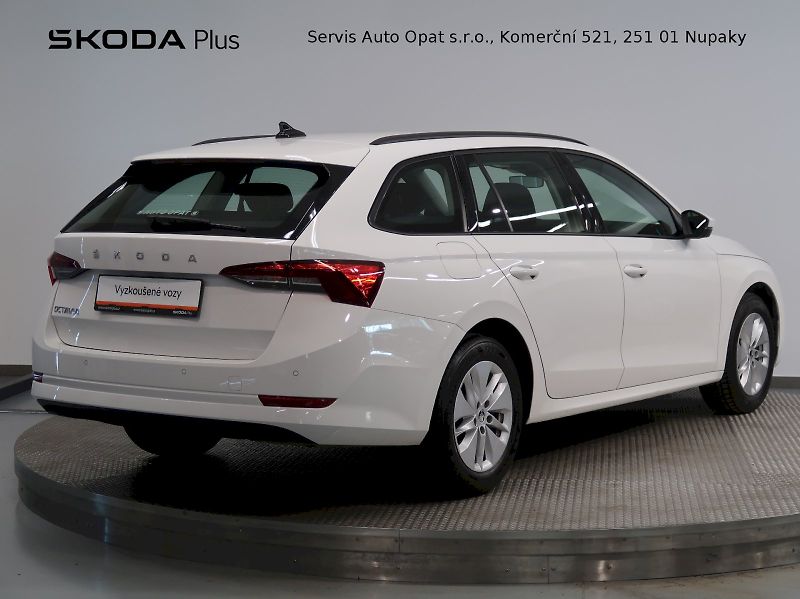 Škoda Octavia (2024) AMBITION 1.5TSI 110KW - fotka 2 z 36