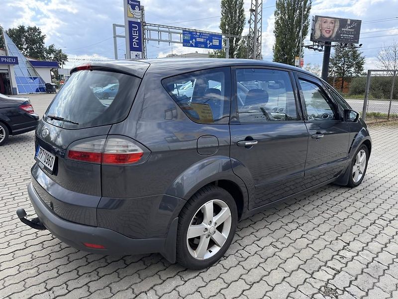 Ford S-MAX 1.8 TDCi 92 kW Titanium 7 míst - fotka 5 z 16