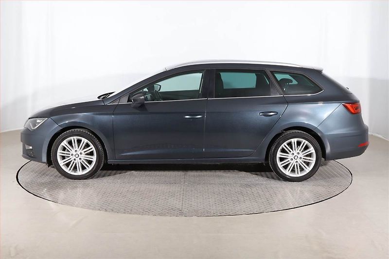 Seat Leon (2019) Xcellence 2.0 TDI, Automat - fotka 3 z 25