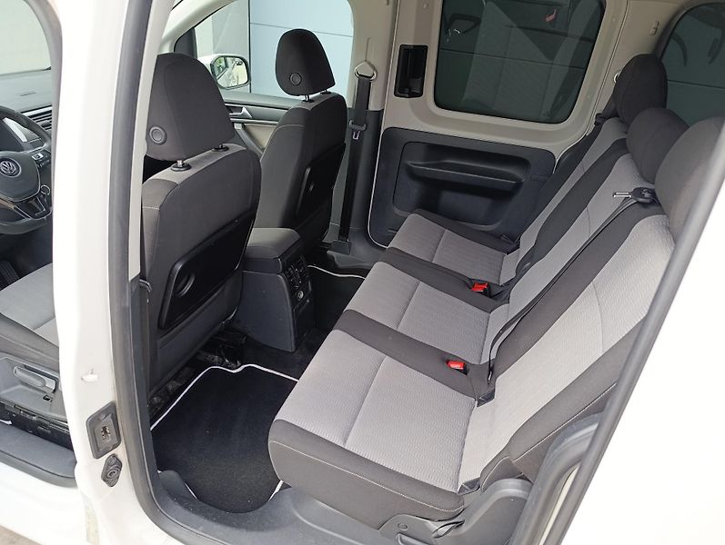 Volkswagen Caddy MAXI 2.0TDI 110kW DSG  - fotka 15 z 29