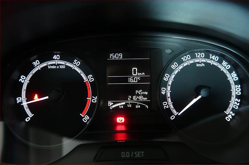 Škoda Fabia (2019) 1.0, ČR,1.maj, Serv.kniha - fotka 11 z 14
