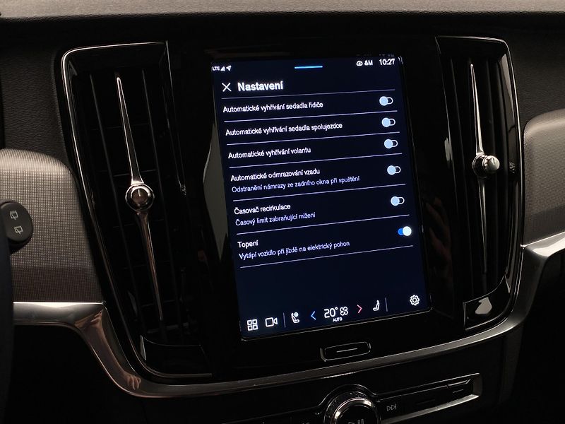 Volvo V90 T6 AWD PLUG-IN PLUS DARK TAŽNÉ - fotka 51 z 53