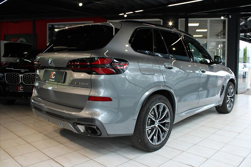 BMW X5 xDrive30d M Sport Pro DAProf/3 - fotka 6 z 34