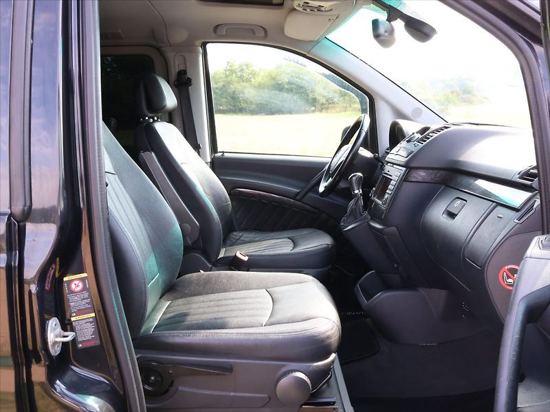 Mercedes-Benz Viano 3,0 CDI 165kW Aut. 6-Míst Tažn - fotka 12 z 34