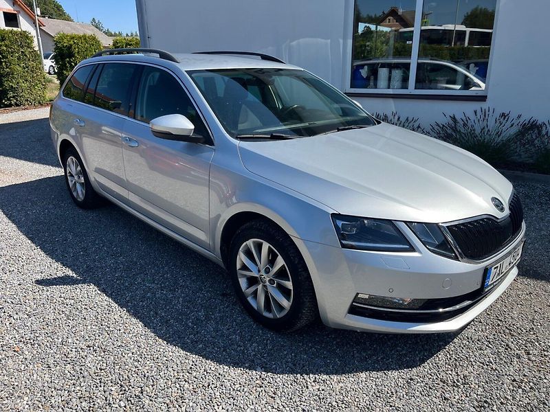 Škoda Octavia (2019) 2.0 TDI STYLE Navi, 113tis.km - fotka 2 z 15