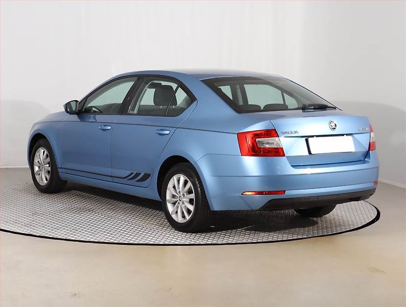 Škoda Octavia (2018) 1.0 TSI, Tempomat - fotka 4 z 21