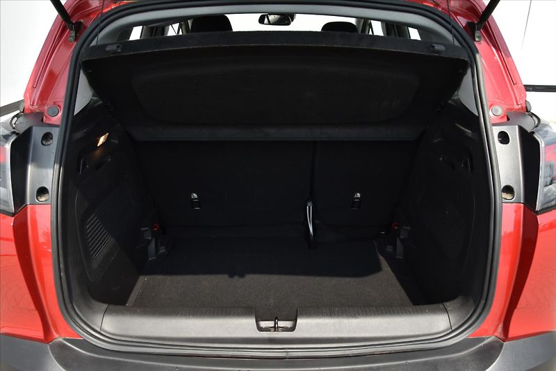 Opel Crossland 1.2 TURBO AUTOMAT 1.MAJ. ČR - fotka 12 z 23