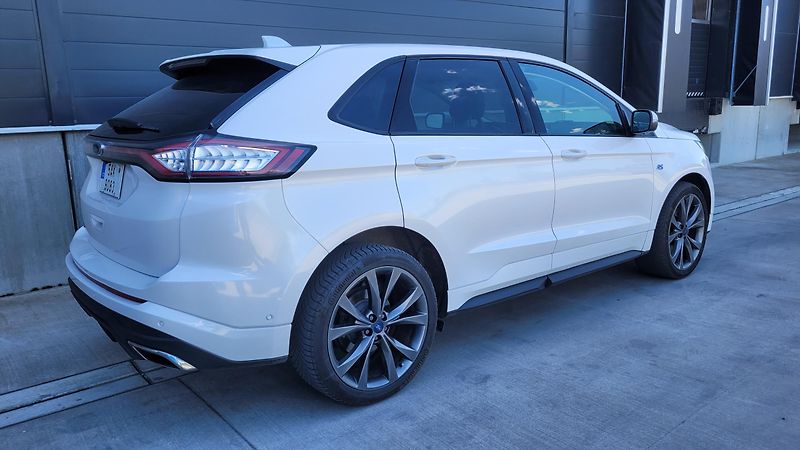 Ford Edge (2018) 2,7i SPORT AWD - fotka 10 z 28