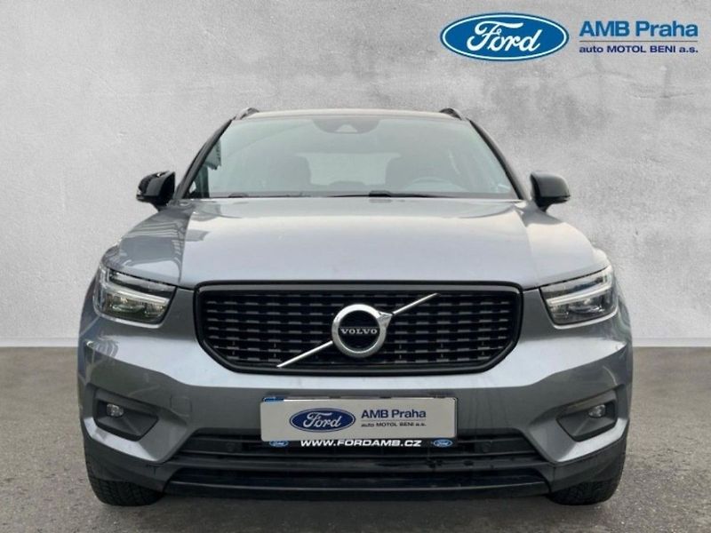 Volvo XC40 2,0i,182kW,1MAJ,CZ,SERVISKA,AW - fotka 2 z 14
